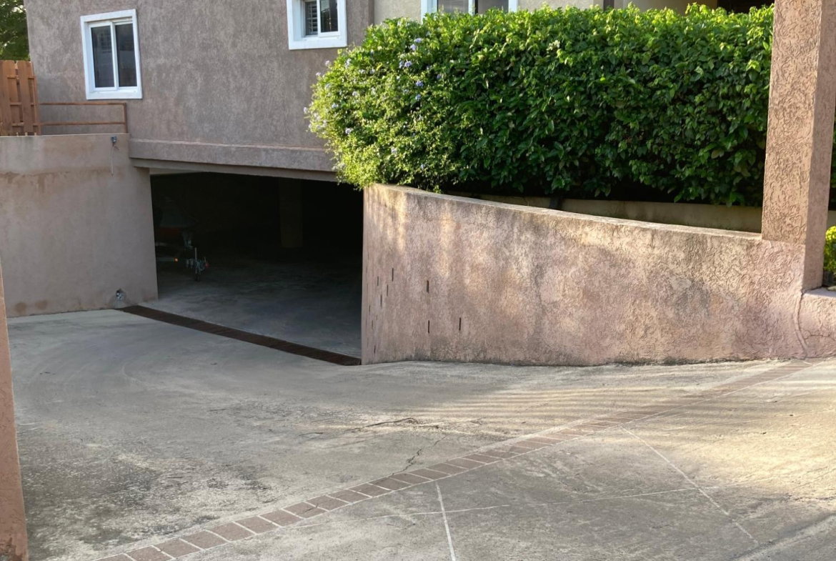 Twentieth image of 9-27 Salisbury Avenue in Kingston 6, St. Andrew, Jamaica - property is For Sale
