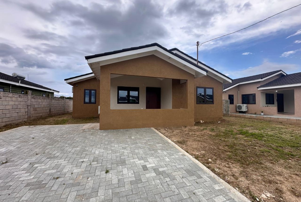 First image of 44- Oak Estate in Greater Portmore, St. Catherine, Jamaica - property is For Rent