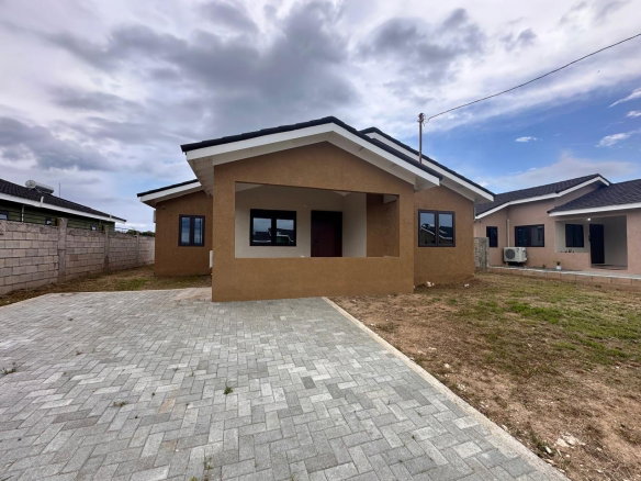 First image of 44- Oak Estate in Greater Portmore, St. Catherine, Jamaica - property is For Rent