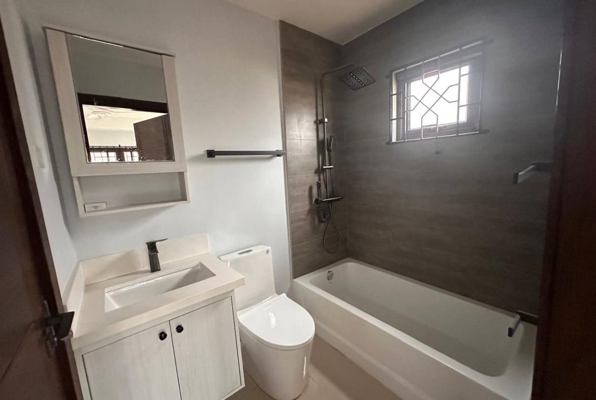 Eighth image of 44- Oak Estate in Greater Portmore, St. Catherine, Jamaica - property is For Rent