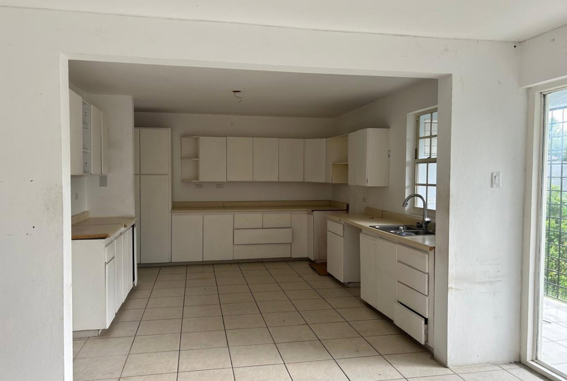 Fifteenth image of 5 Markway Close in Kingston 8, St. Andrew, Jamaica - property is For Sale