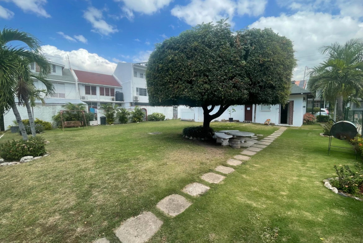 Fourteenth image of 4-68 Haining Crescent in Kingston 5, St. Andrew, Jamaica - property is For Sale