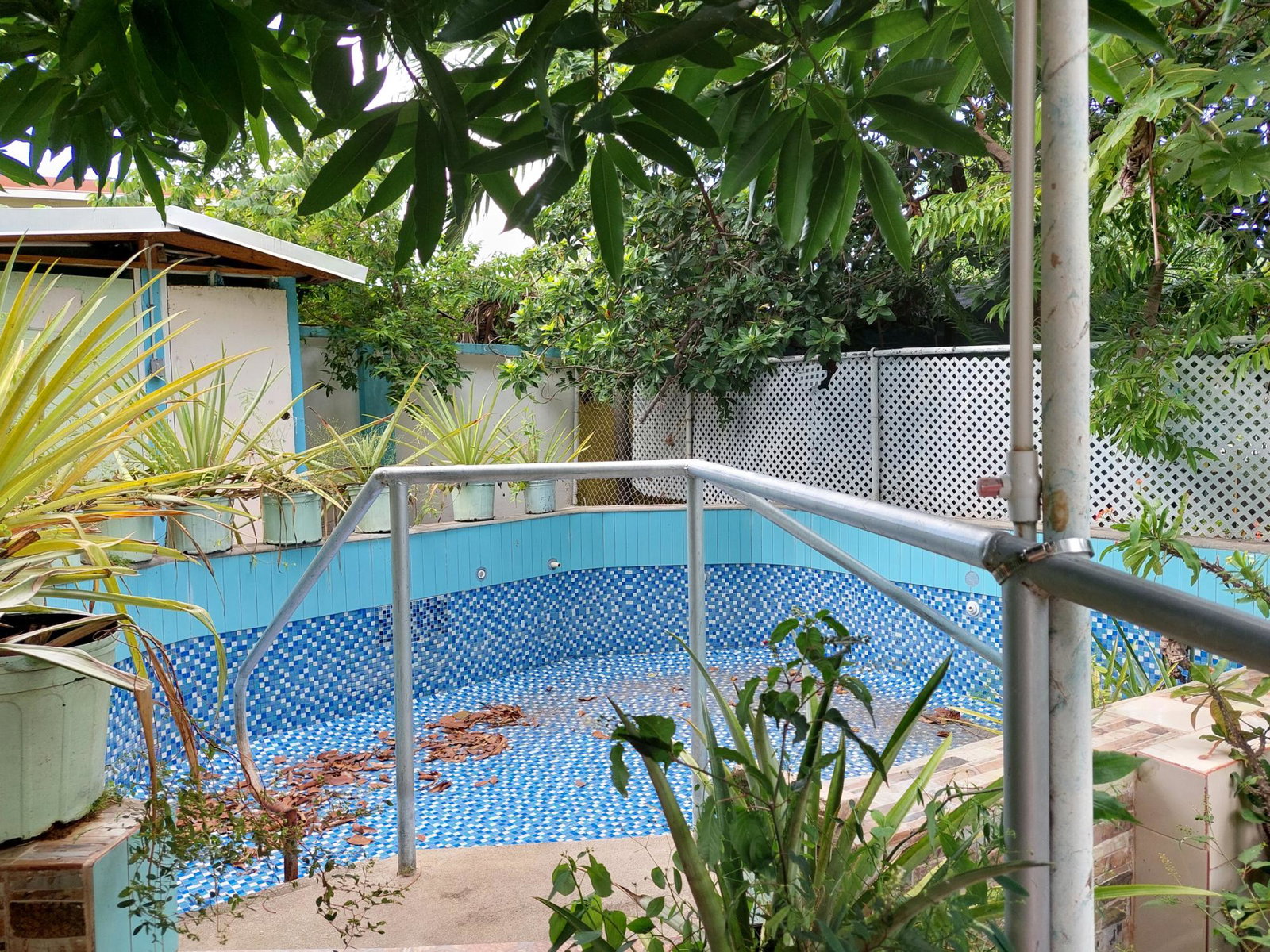 Spacious-4-Bedroom-House-for-Sale-in-Havendale-St.-Andrew-Jamaica Sixteenth image of . Park Avenue, Havendale in Kingston 19, St. Andrew, Jamaica - property is For Sale