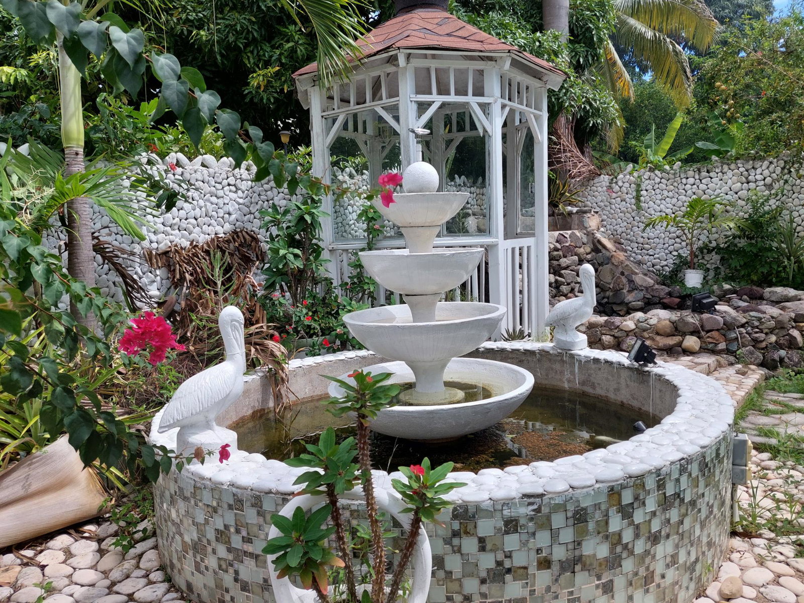 Spacious-4-Bedroom-House-for-Sale-in-Havendale-St.-Andrew-Jamaica Third image of . Park Avenue, Havendale in Kingston 19, St. Andrew, Jamaica - property is For Sale