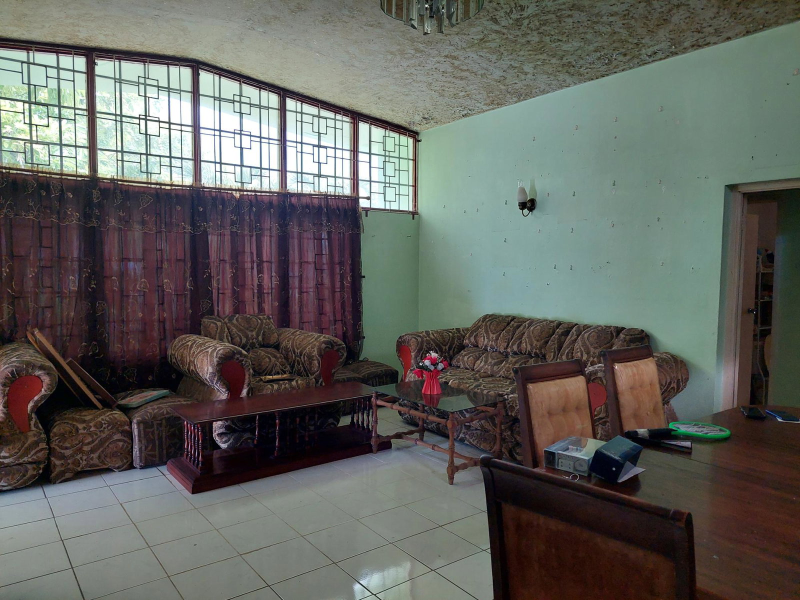 Spacious-4-Bedroom-House-for-Sale-in-Havendale-St.-Andrew-Jamaica Eighth image of . Park Avenue, Havendale in Kingston 19, St. Andrew, Jamaica - property is For Sale