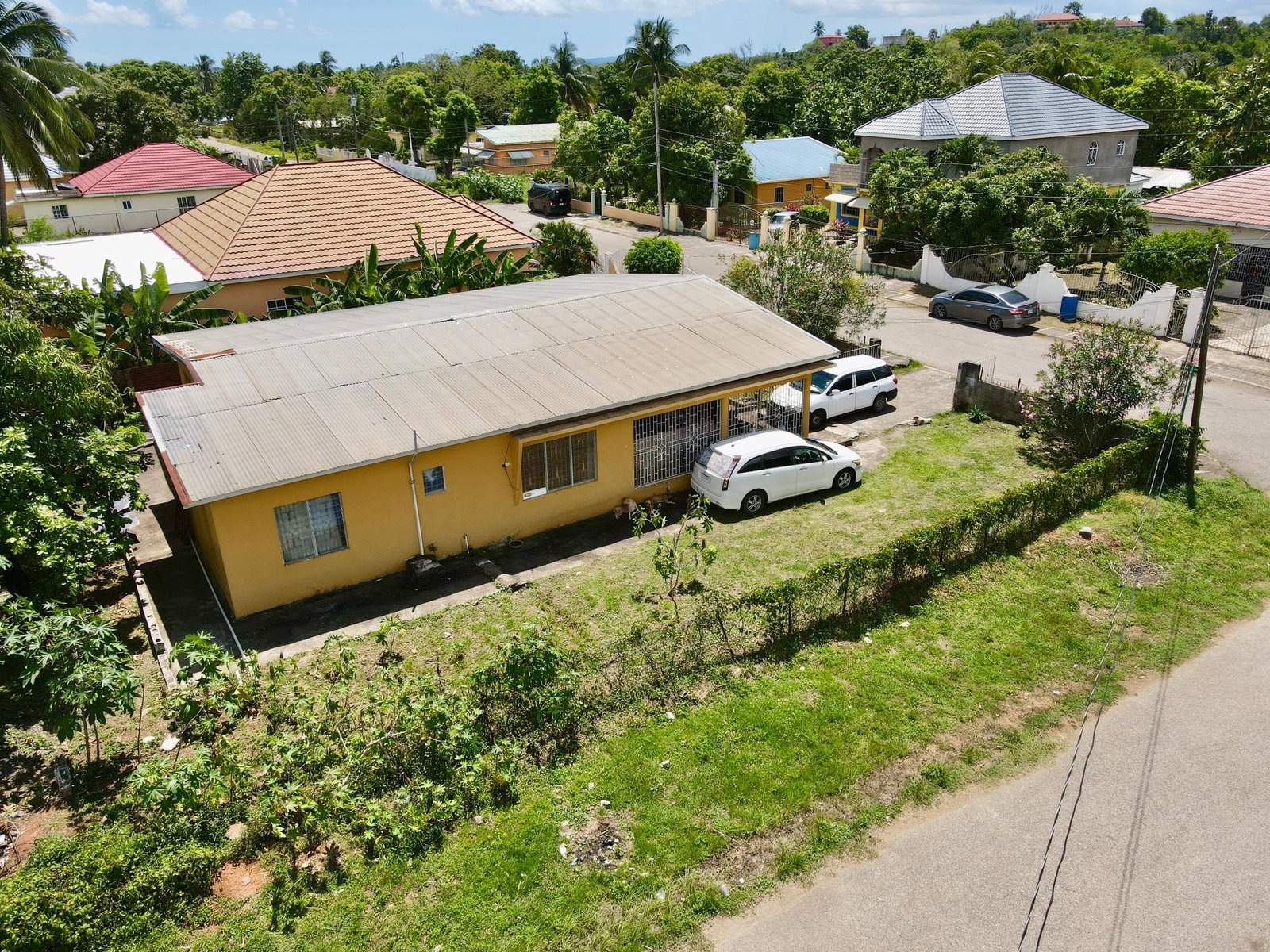 Fifth image of Mayor Ave Weston Park, May Pen, Cla in May Pen, Clarendon, Jamaica - property is For Sale
