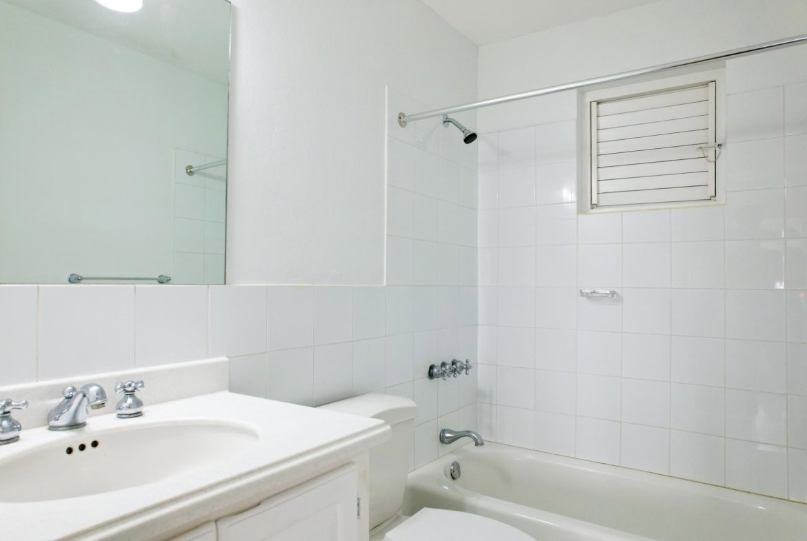 Fifteenth image of 4-2 Bracknell Avenue in Kingston 6, St. Andrew, Jamaica - property is For Sale