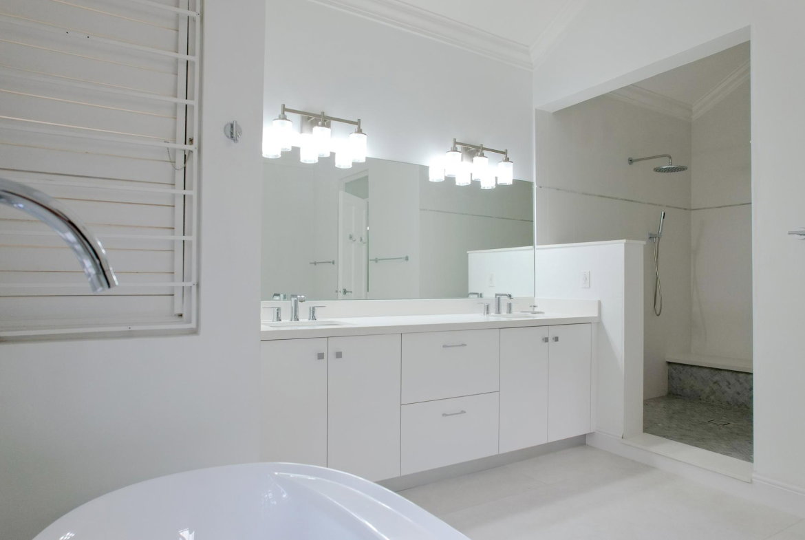 Twenty-Seventh image of 4-2 Bracknell Avenue in Kingston 6, St. Andrew, Jamaica - property is For Sale