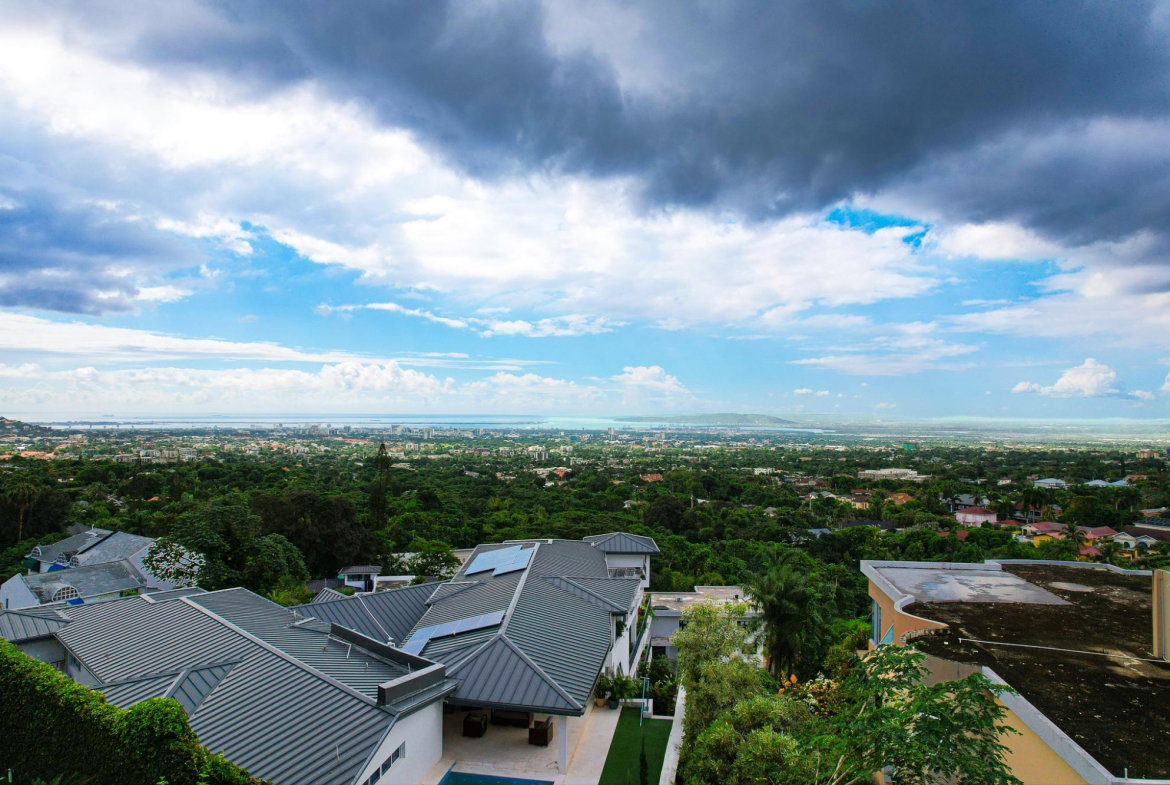 Tenth image of 4-2 Bracknell Avenue in Kingston 6, St. Andrew, Jamaica - property is For Sale