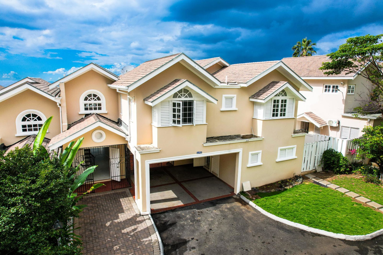 First image of 4-2 Bracknell Avenue in Kingston 6, St. Andrew, Jamaica - property is For Sale