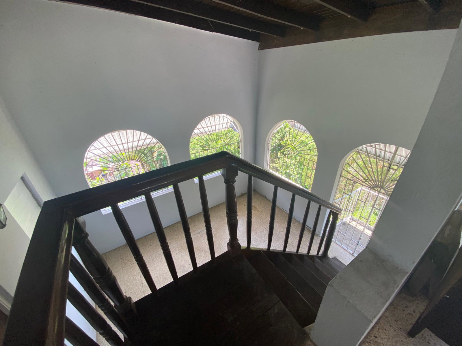 Spacious-5-Bedroom-House-for-Sale-at-6-Ridge-Terrace-St.-Andrew-Jamaica Fourteenth image of 6 Ridge Terrace in Kingston 8, St. Andrew, Jamaica - property is For Sale