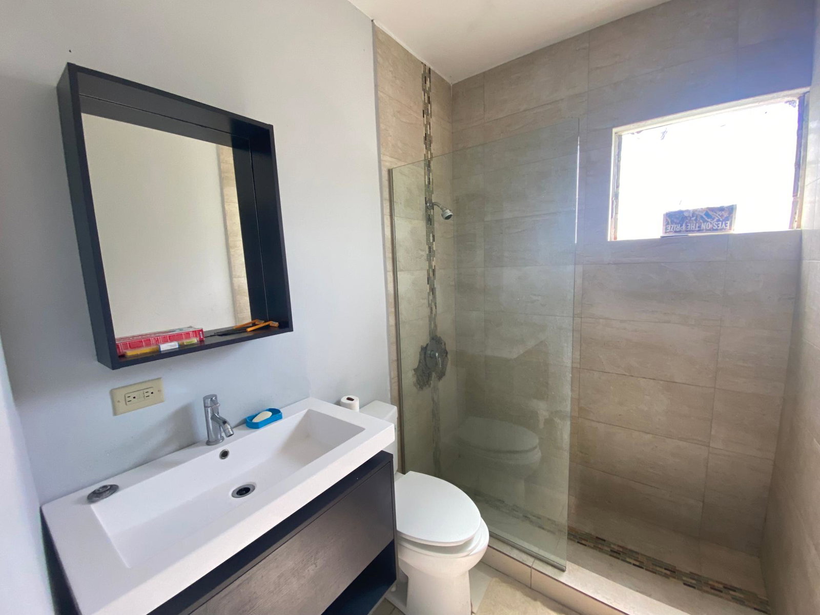 Spacious-5-Bedroom-House-for-Sale-at-6-Ridge-Terrace-St.-Andrew-Jamaica Seventeenth image of 6 Ridge Terrace in Kingston 8, St. Andrew, Jamaica - property is For Sale