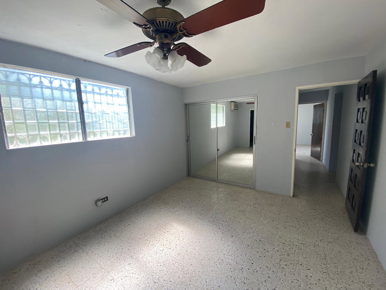 Spacious-5-Bedroom-House-for-Sale-at-6-Ridge-Terrace-St.-Andrew-Jamaica Twenty-Fifth image of 6 Ridge Terrace in Kingston 8, St. Andrew, Jamaica - property is For Sale