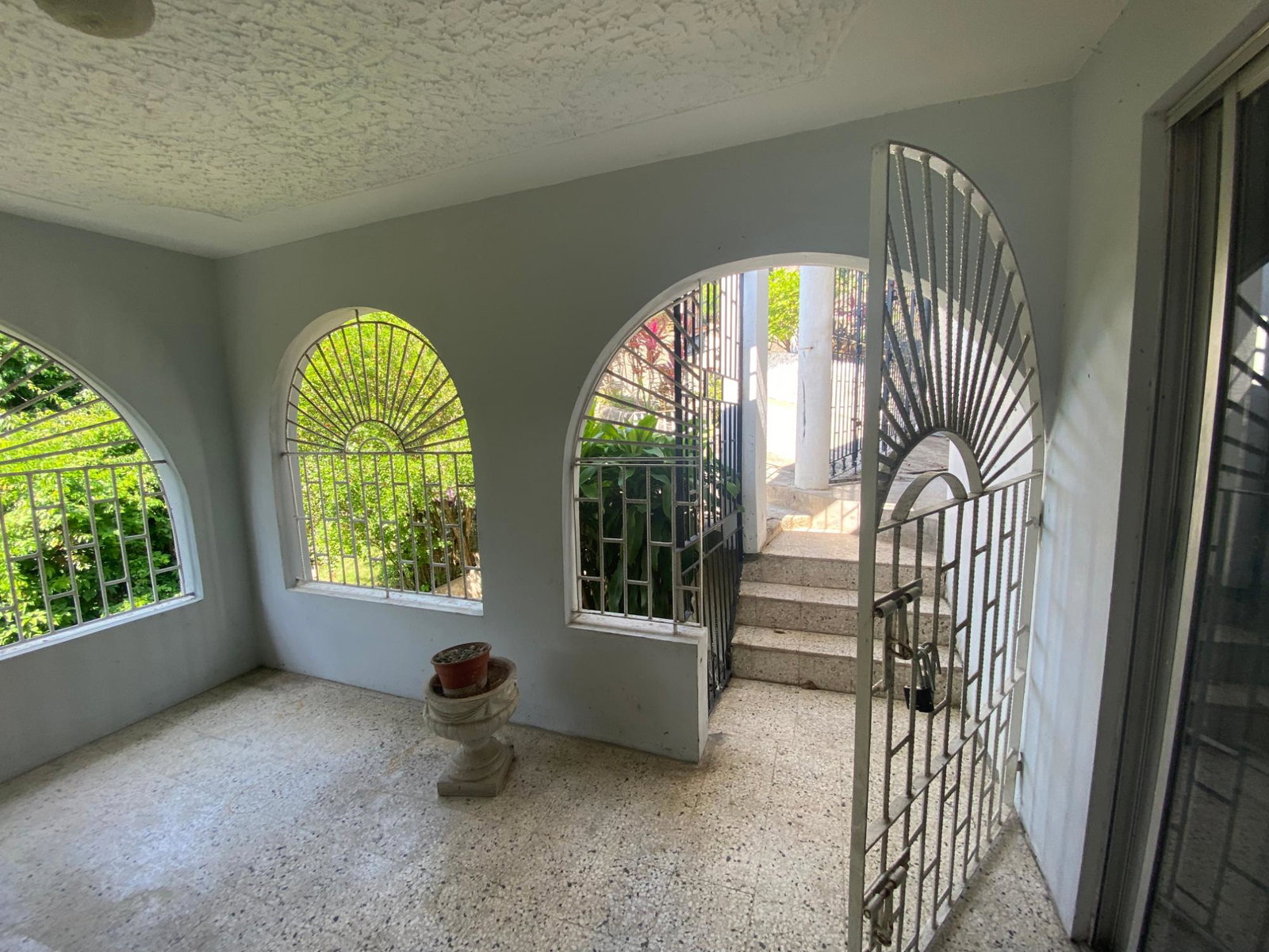 Spacious-5-Bedroom-House-for-Sale-at-6-Ridge-Terrace-St.-Andrew-Jamaica Twenty-Sixth image of 6 Ridge Terrace in Kingston 8, St. Andrew, Jamaica - property is For Sale