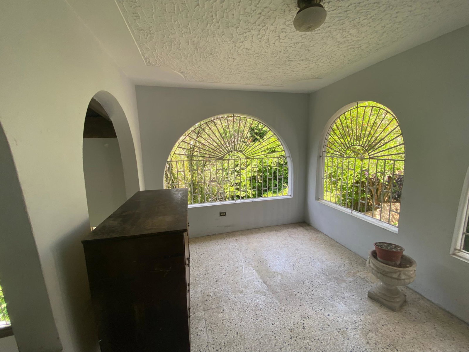 Spacious-5-Bedroom-House-for-Sale-at-6-Ridge-Terrace-St.-Andrew-Jamaica Twenty-Seventh image of 6 Ridge Terrace in Kingston 8, St. Andrew, Jamaica - property is For Sale