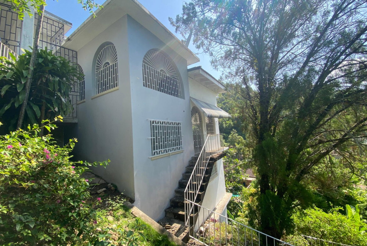 Fourth image of 6 Ridge Terrace in Kingston 8, St. Andrew, Jamaica - property is For Sale