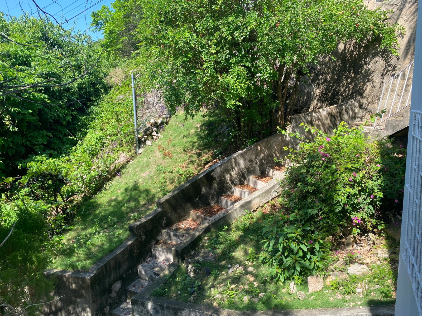 Spacious-5-Bedroom-House-for-Sale-at-6-Ridge-Terrace-St.-Andrew-Jamaica Sixth image of 6 Ridge Terrace in Kingston 8, St. Andrew, Jamaica - property is For Sale