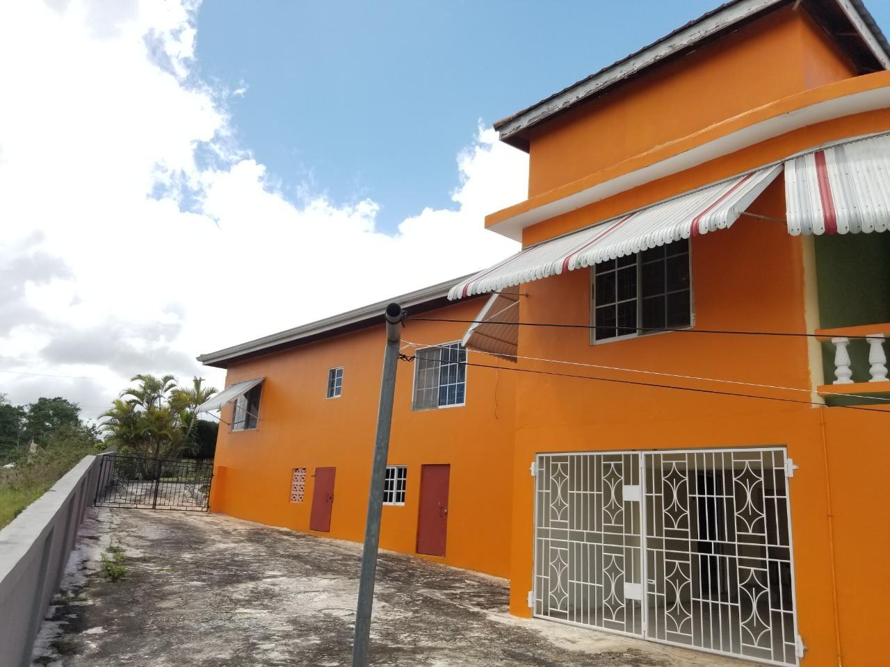 Spacious-5-Bedroom-House-for-Sale-in-Clandon-Spalding-Manchester-Jamaica Twelfth image of Clandon, Spalding , Manch in Clandon, Manchester, Jamaica - property is For Sale