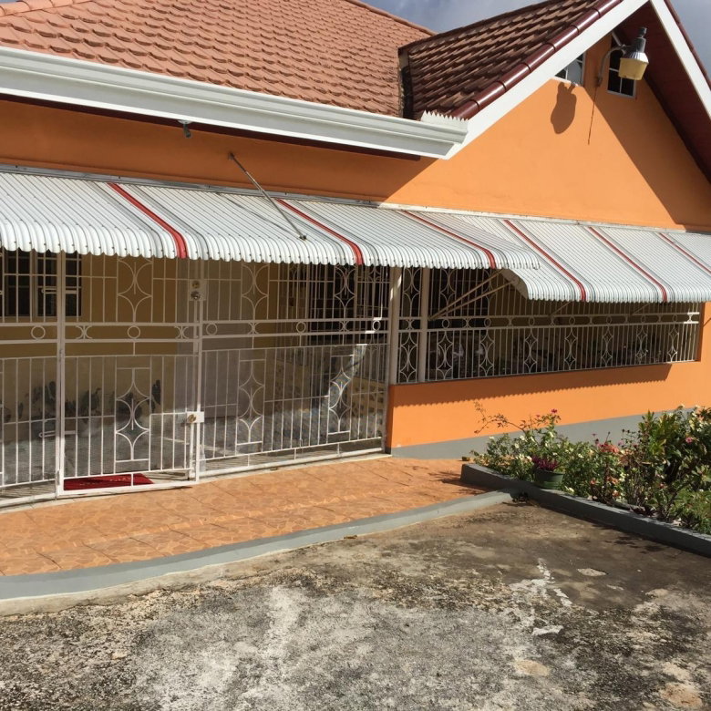 First image of Clandon, Spalding , Manch in Clandon, Manchester, Jamaica - property is For Sale