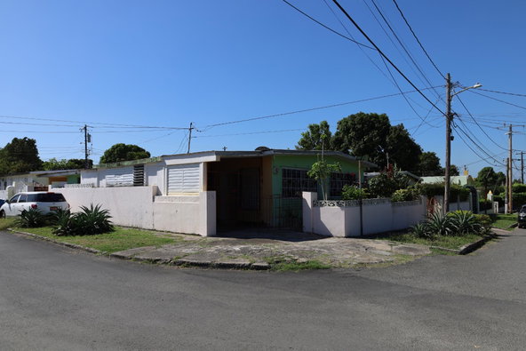 Thirteenth image of 38 Gold Road, Kingston 20 in Kingston 20, St. Andrew, Jamaica - property is For Sale