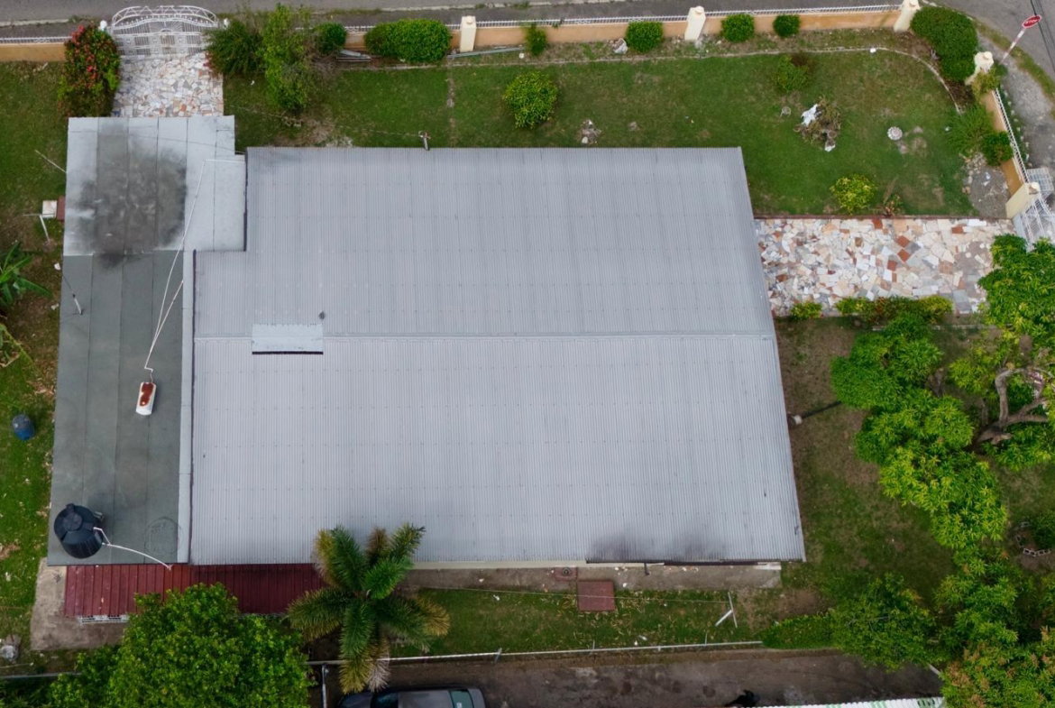 Fourteenth image of 23 Woodlawn Avenue, Queensbu in Kingston 19, St. Andrew, Jamaica - property is For Sale