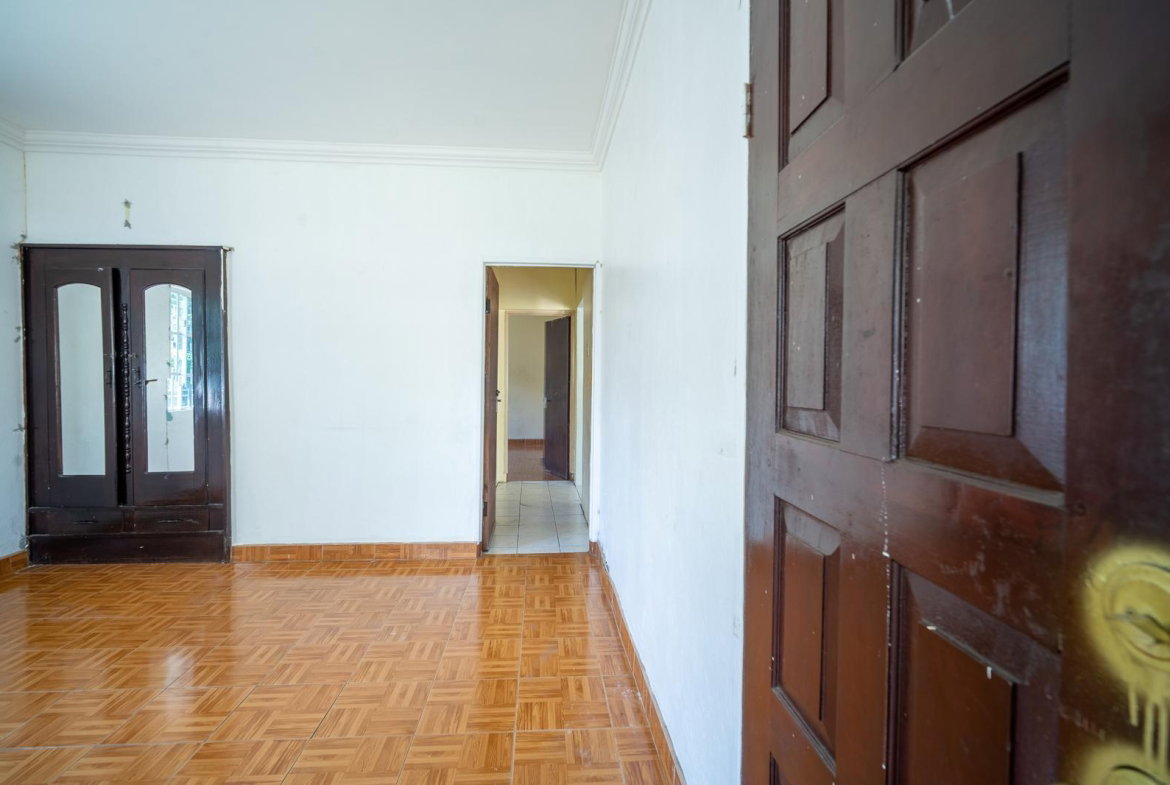 Sixth image of 23 Woodlawn Avenue, Queensbu in Kingston 19, St. Andrew, Jamaica - property is For Sale