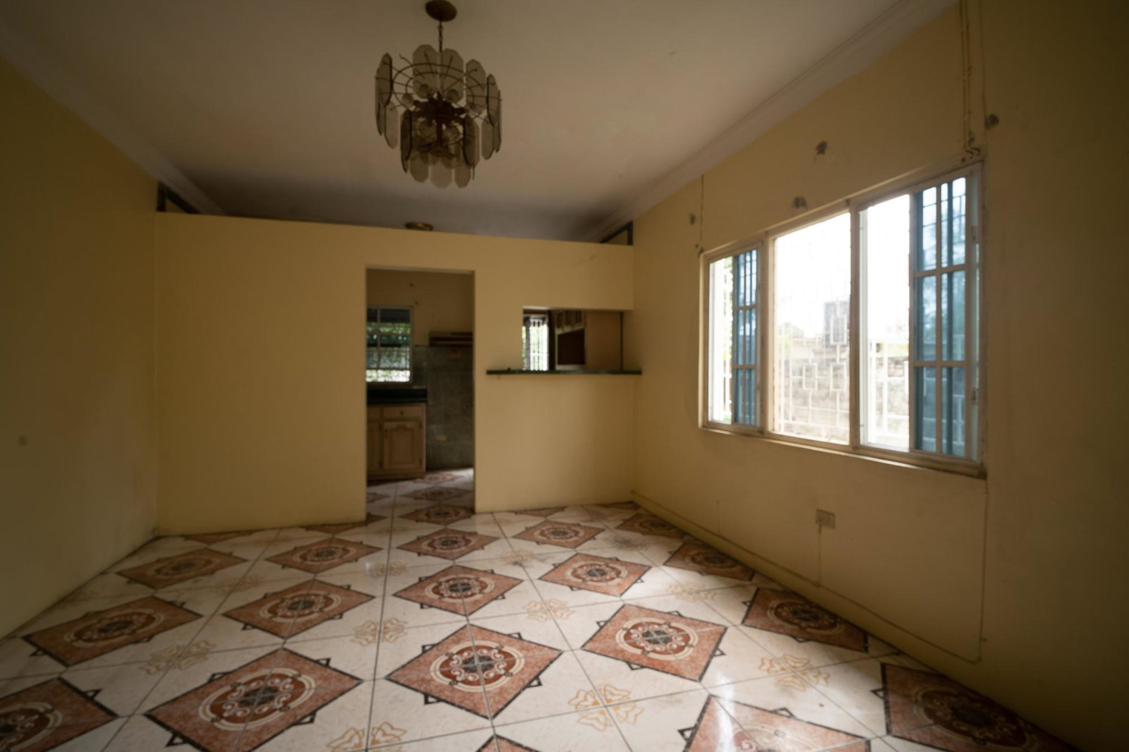 Spacious-5-Bedroom-House-for-Sale-in-Prime-St.-Andrew-Jamaica Ninth image of 23 Woodlawn Avenue, Queensbu in Kingston 19, St. Andrew, Jamaica - property is For Sale