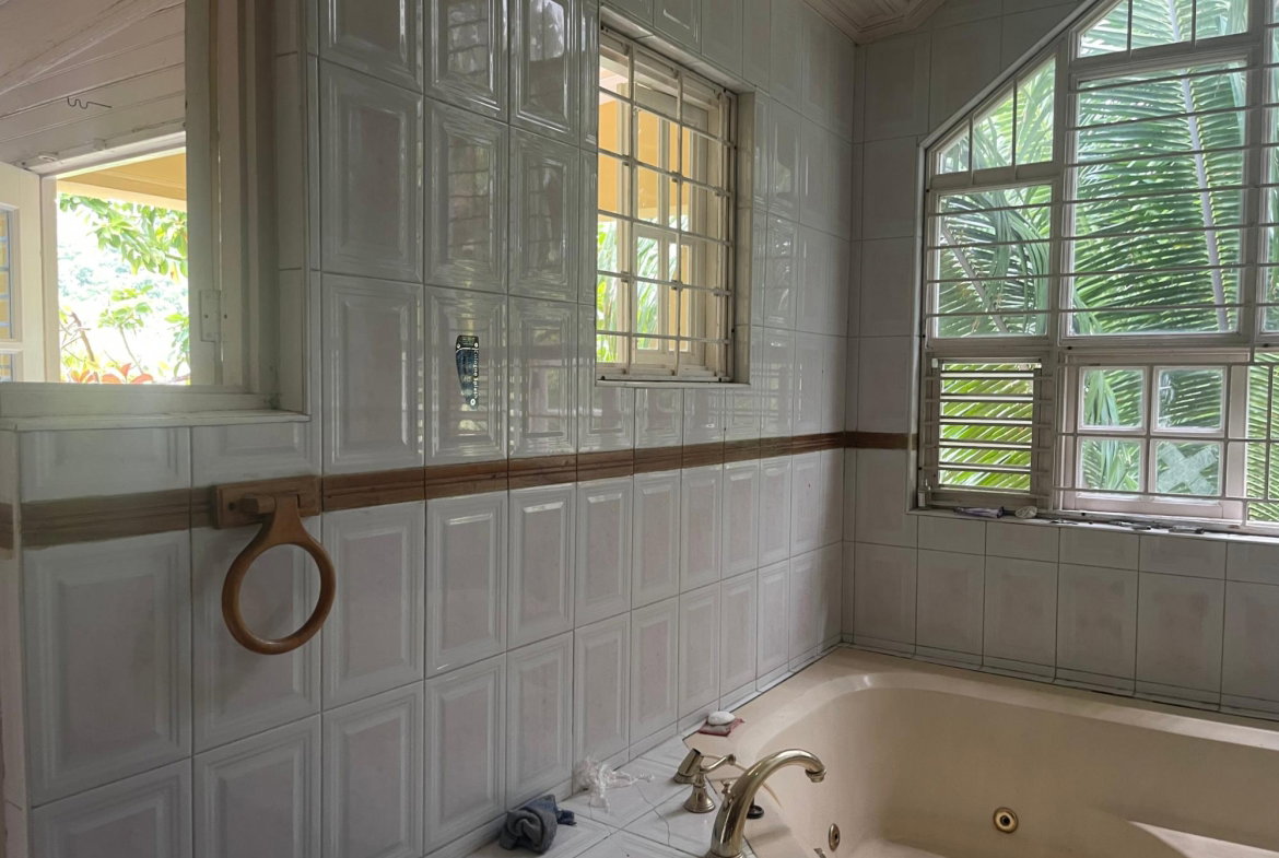 Tenth image of 29-12 Broadway Road, Manor Park in Kingston 8, St. Andrew, Jamaica - property is For Sale