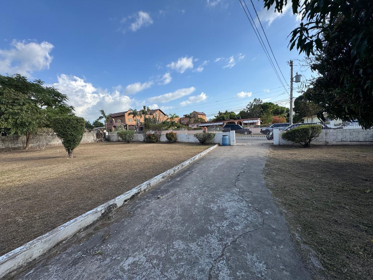 Spacious-6-Bedroom-House-for-Sale-in-St.-Andrew-Jamaica-–-Prime-Location Fifth image of 12 Knightsdale Drive in Kingston 19, St. Andrew, Jamaica - property is For Sale