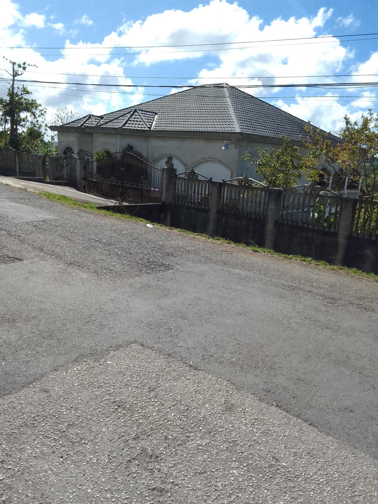 Spacious-6353-Sq-Ft-Split-Level-House-for-Sale-in-Silent-Hill-Coleyville-Manchester-Jamaica Eleventh image of Silent Hill, Coleyville, in Christiana, Manchester, Jamaica - property is For Sale