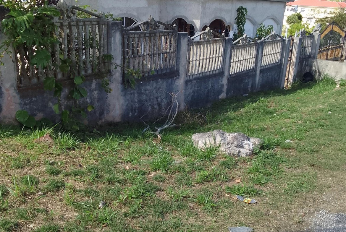 Twelfth image of Silent Hill, Coleyville, in Christiana, Manchester, Jamaica - property is For Sale