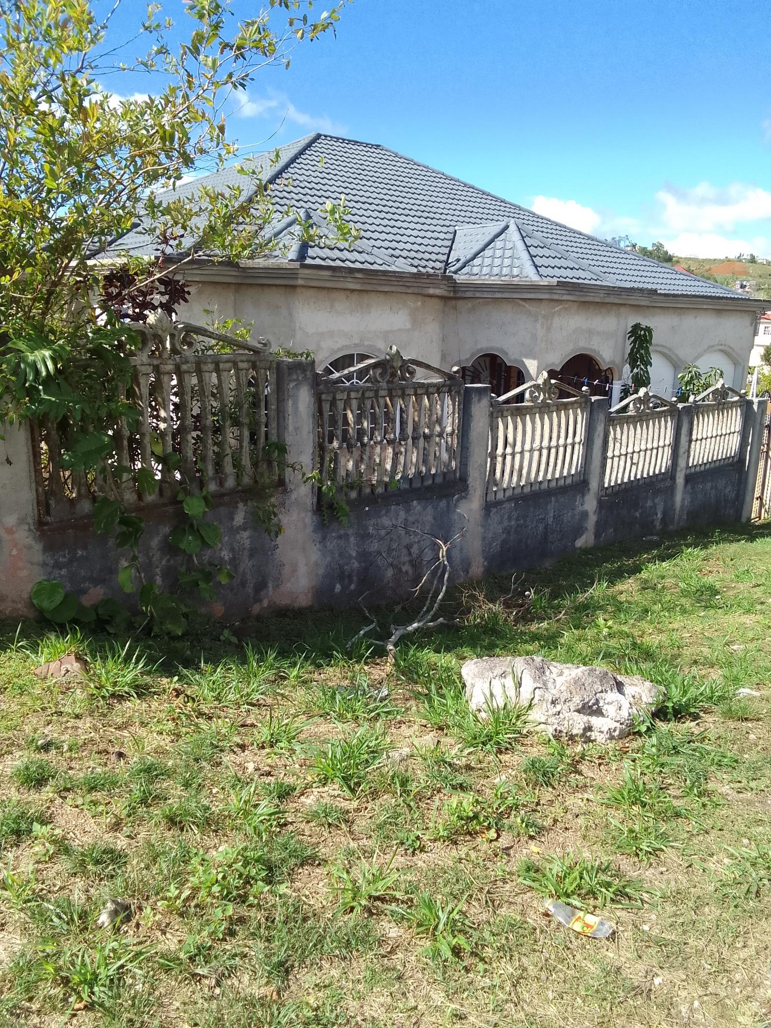 Spacious-6353-Sq-Ft-Split-Level-House-for-Sale-in-Silent-Hill-Coleyville-Manchester-Jamaica Third image of Silent Hill, Coleyville, in Christiana, Manchester, Jamaica - property is For Sale