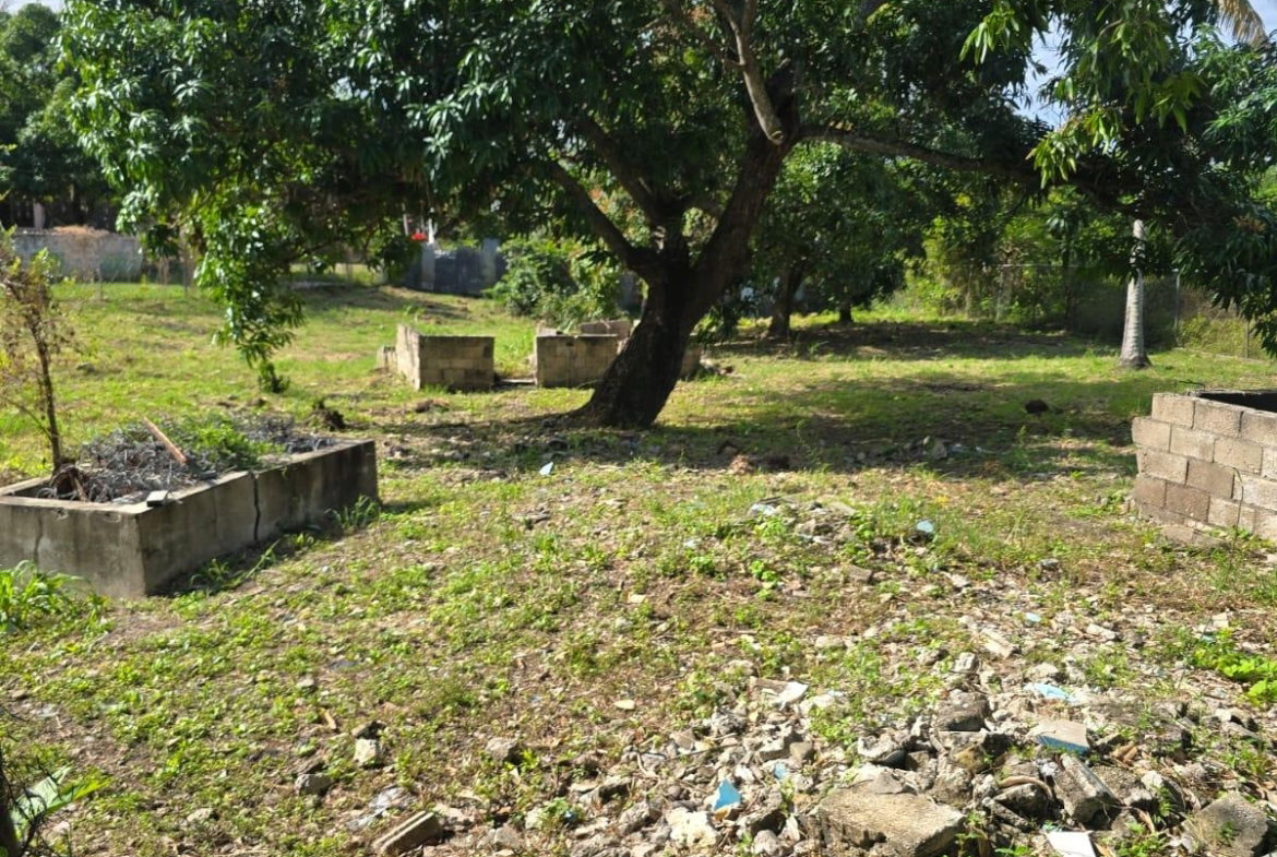 Twelfth image of 22a Juno Crescent in May Pen, Clarendon, Jamaica - property is For Sale
