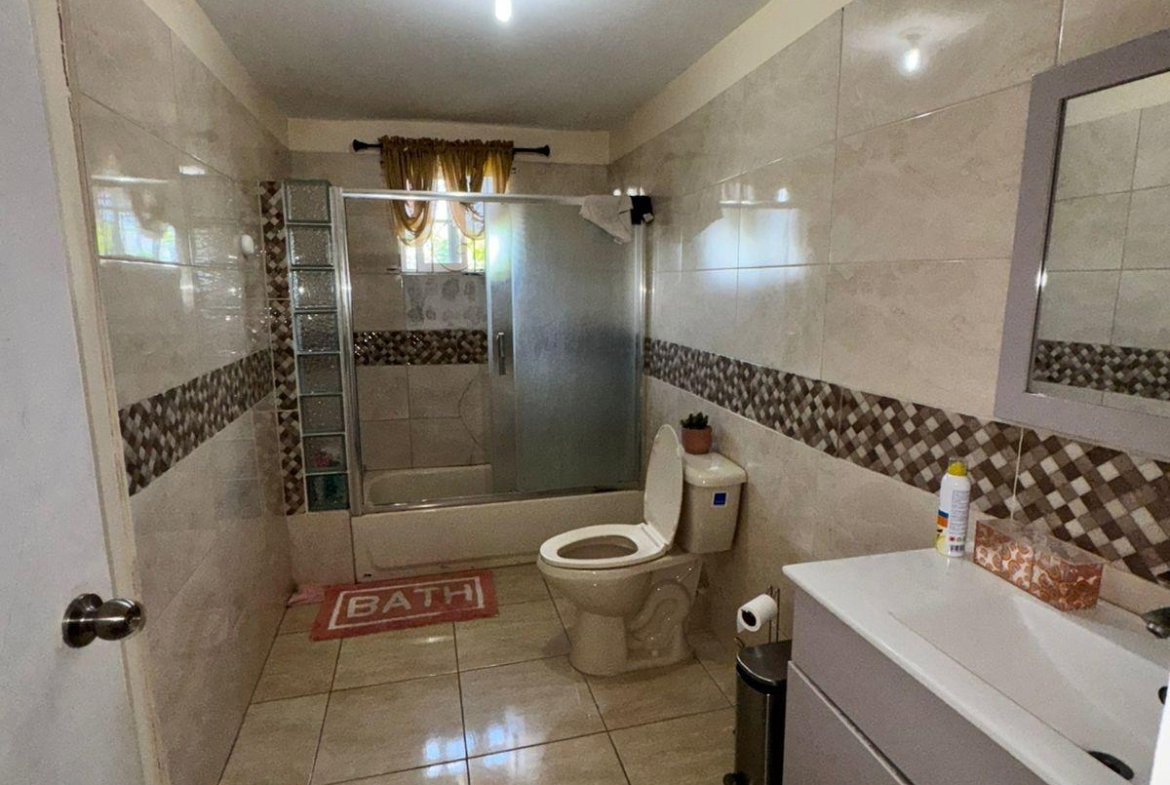 Thirteenth image of 31 Roehampton Close in Kingston 19, St. Andrew, Jamaica - property is For Sale