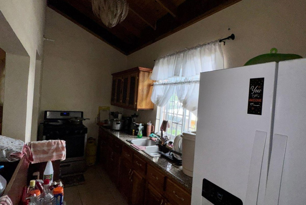 Seventeenth image of 31 Roehampton Close in Kingston 19, St. Andrew, Jamaica - property is For Sale