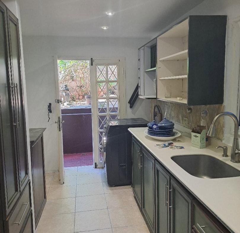 Seventh image of Sterling Castle in Red Hills, St. Andrew, Jamaica - property is For Sale