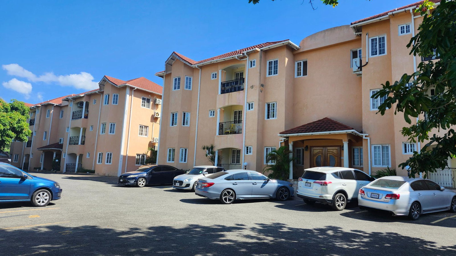 Third image of 5a-4 Annette Crescent, Kgn 10 in Kingston 10, St. Andrew, Jamaica - property is For Sale