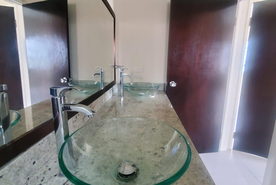 Fifteenth image of Apt C-721 Birch st Rhyne Park in SPOT VALLEY, St. James, Jamaica - property is For Rent