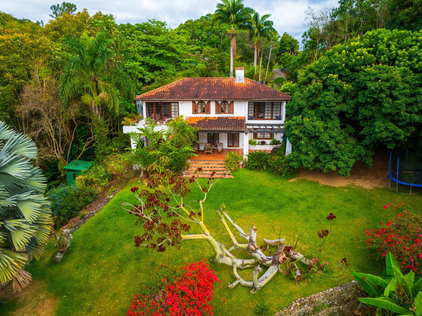 Stunning-3-Bedroom-House-for-Rent-in-St.-Andrew-Jamaica-Dream-Time-Home Second image of 1 Dustry Road in Irish Town P.A., St. Andrew, Jamaica - property is For Rent