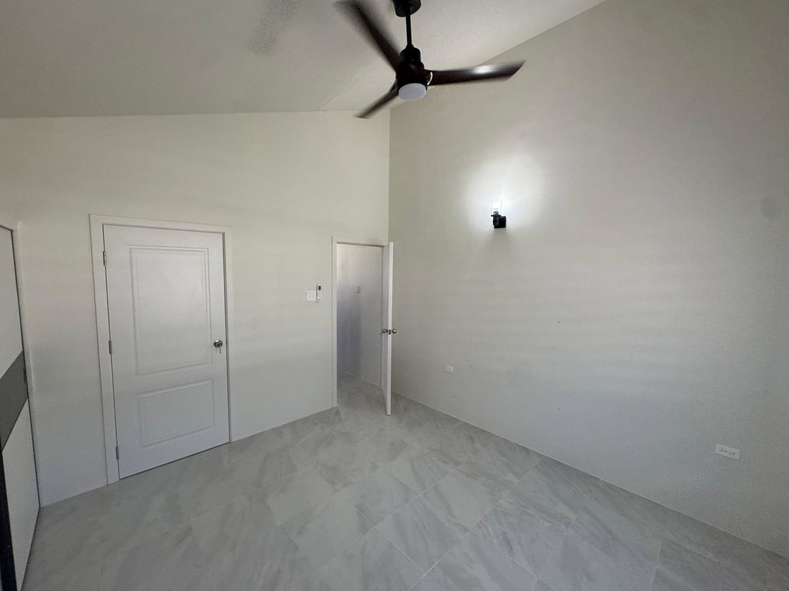 Stunning-House-for-Rent-in-Camelot-Village-St.-Ann-Jamaica-–-Spectacular-Caribbean-Sea-Views Eleventh image of 444 Camelot Village in Discovery Bay, St. Ann, Jamaica - property is For Rent