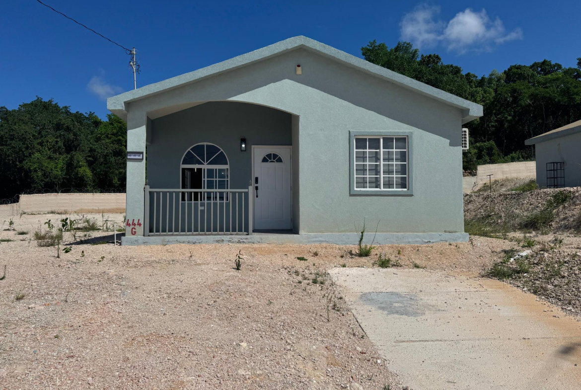 Fourteenth image of 444 Camelot Village in Discovery Bay, St. Ann, Jamaica - property is For Rent
