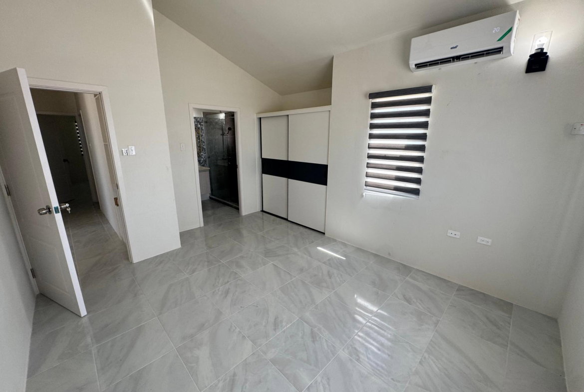 Seventeenth image of 444 Camelot Village in Discovery Bay, St. Ann, Jamaica - property is For Rent