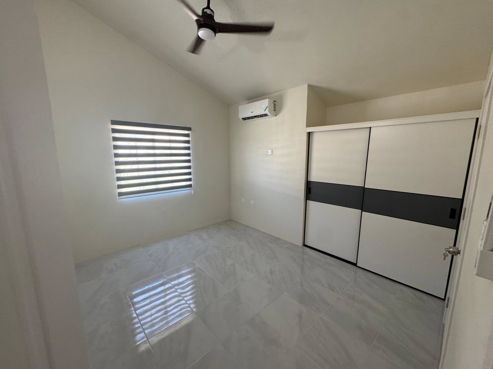 Stunning-House-for-Rent-in-Camelot-Village-St.-Ann-Jamaica-–-Spectacular-Caribbean-Sea-Views Ninth image of 444 Camelot Village in Discovery Bay, St. Ann, Jamaica - property is For Rent