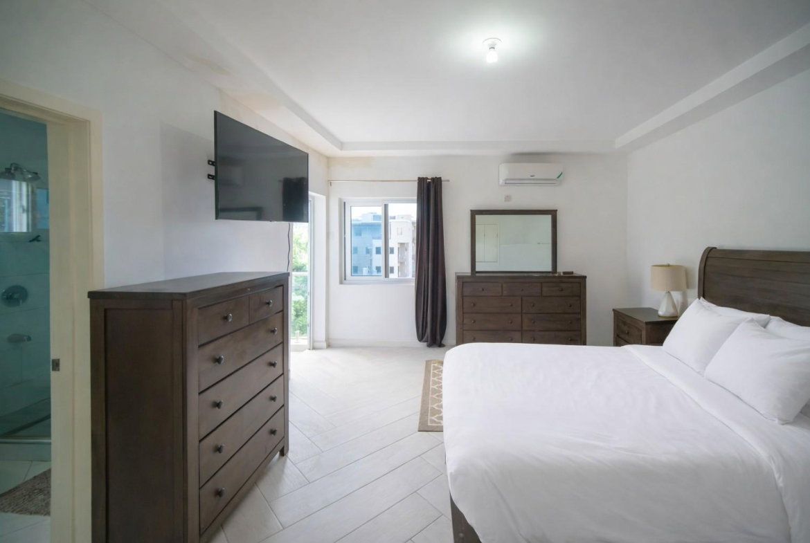 Twelfth image of 48 Paddington Terrace in Kingston 6, St. Andrew, Jamaica - property is For Sale