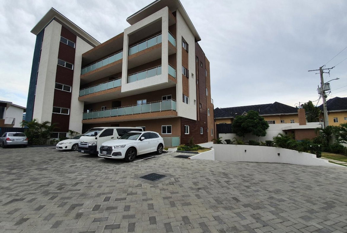 Twelfth image of 7 Roseneath Avenue, Kingsto in Kingston 6, St. Andrew, Jamaica - property is For Rent