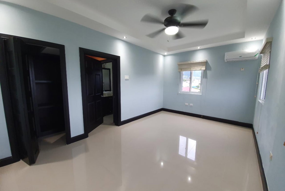 Seventh image of 7 Roseneath Avenue, Kingsto in Kingston 6, St. Andrew, Jamaica - property is For Rent