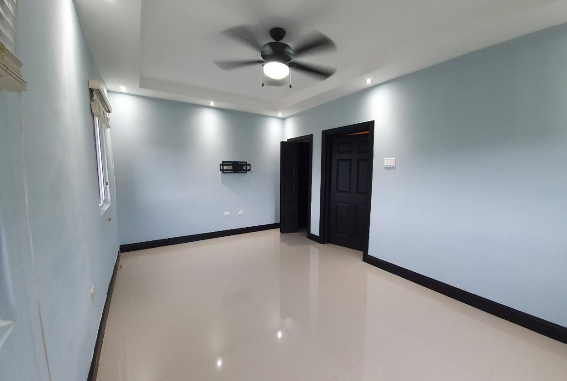 Eighth image of 7 Roseneath Avenue, Kingsto in Kingston 6, St. Andrew, Jamaica - property is For Rent