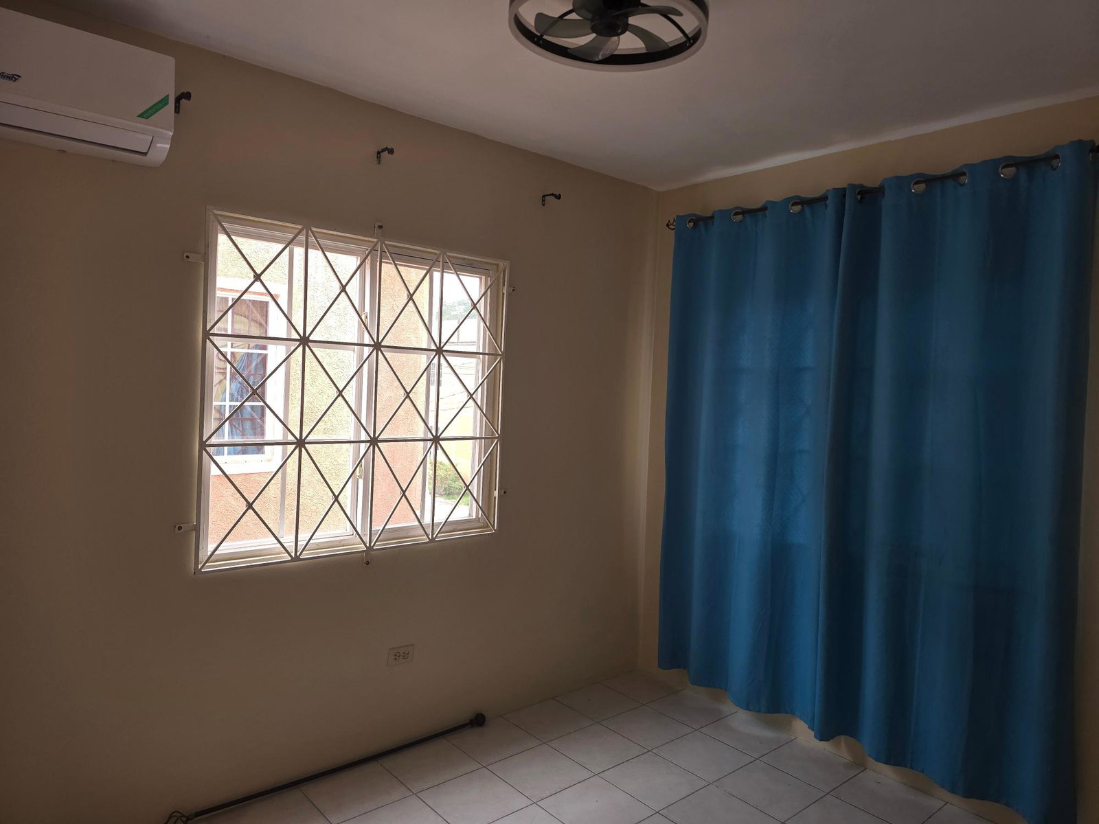 Ninth image of 7 Decathlon Crescent in Kingston 5, St. Andrew, Jamaica - property is For Rent