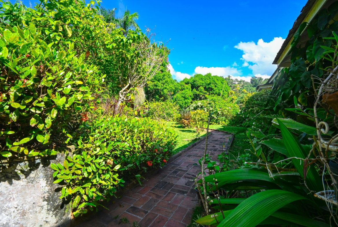 Seventh image of 5 Diamond Road, Stony Hill in Kingston 9, St. Andrew, Jamaica - property is For Sale