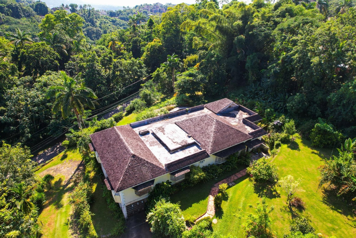 Ninth image of 5 Diamond Road, Stony Hill in Kingston 9, St. Andrew, Jamaica - property is For Sale